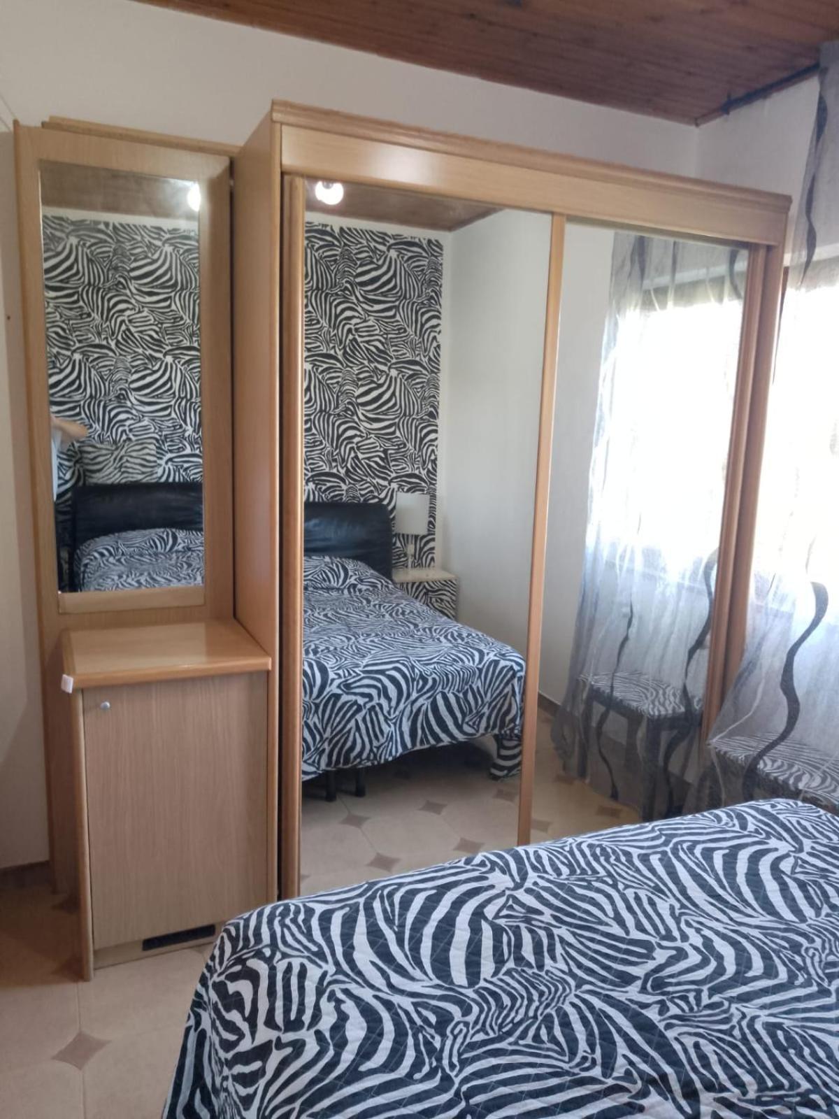 Appartement Casa Del Sole à Campofelice Di Roccella Extérieur photo